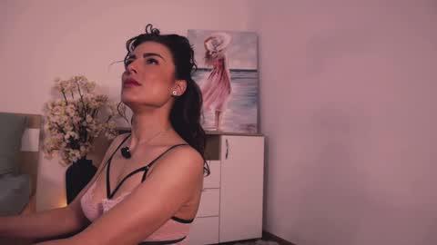 Snapshot of misslullu chatting on 11-26-25, 02:18 Lullu online show from 11-26-25, 02:18