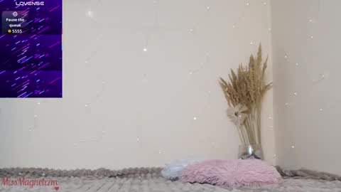  Vi  online show from 10-29-25, 07:26