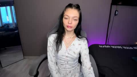 Mary online show from 03-22-26, 06:17