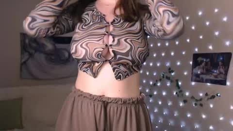 Li  online show from 04-28-26, 02:22