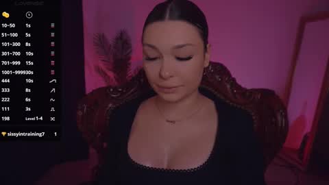 LUXXANDRA online show from 02-16-25, 06:43