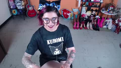 Snapshot of missmia2 chatting on 01-02-25, 01:30 Miss Mia online show from 01-02-25, 01:30