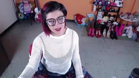 Snapshot of missmia2 chatting on 01-04-25, 09:41 Miss Mia online show from 01-04-25, 09:41