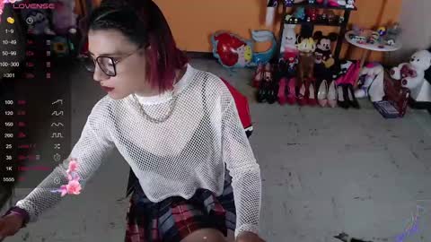 Snapshot of missmia2 chatting on 01-21-25, 01:00 Miss Mia online show from 01-21-25, 01:00