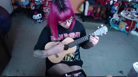 Miss Mia online show from 02-02-26, 02:38