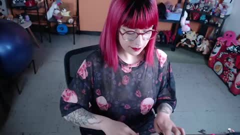 Miss Mia online show from 03-23-26, 12:42