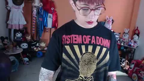 Snapshot of missmia2 chatting on 07-19-26, 02:43 Miss Mia online show from 07-19-26, 02:43