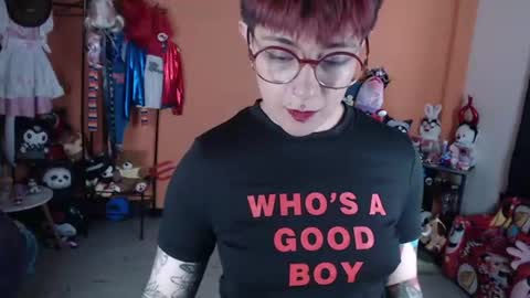 Snapshot of missmia2 chatting on 07-22-26, 04:43 Miss Mia online show from 07-22-26, 04:43