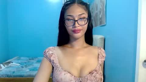Snapshot of missminervaa chatting on 05-23-26, 03:27 missminervaa online show from 05-23-26, 03:27