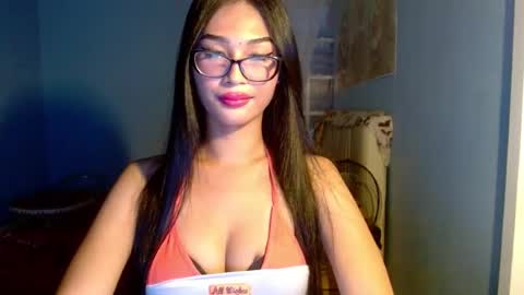 Snapshot of missminervaa chatting on 08-03-26, 02:33 missminervaa online show from 08-03-26, 02:33