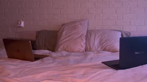 missmiroslava online show from 03-27-26, 09:42