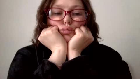 Snapshot of missmistressmal chatting on 05-08-26, 01:27 missmistressmal online show from 05-08-26, 01:27