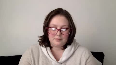 Snapshot of missmistressmal chatting on 05-12-26, 04:59 missmistressmal online show from 05-12-26, 04:59