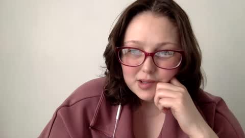 Snapshot of missmistressmal chatting on 06-01-26, 08:32 missmistressmal online show from 06-01-26, 08:32