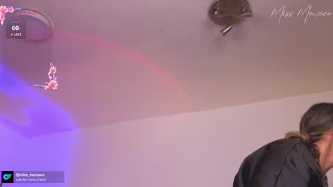 Emma Rivera online show from 01-31-25, 05:51