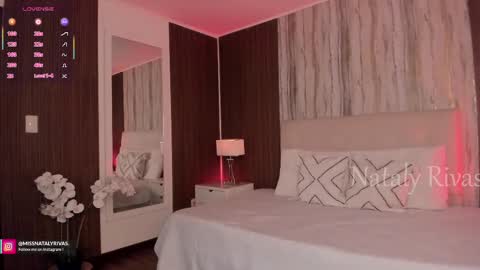 Nataly Rivas online show from 10-07-25, 10:18