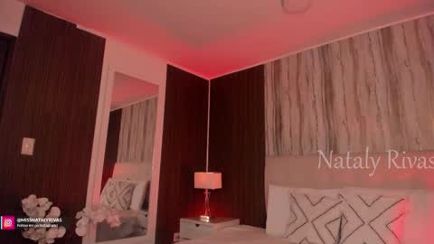 Nataly Rivas online show from 10-24-25, 09:55