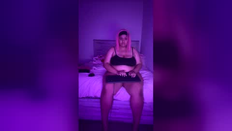 missnoemii444 online show from 02-02-26, 03:38