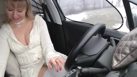 Snapshot of missofkiss chatting on 02-10-25, 11:46 Olenka online show from 02-10-25, 11:46