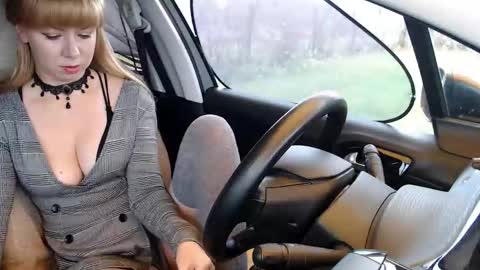 Snapshot of missofkiss chatting on 11-11-25, 08:36 Olenka online show from 11-11-25, 08:36