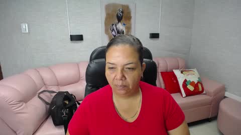 Penelope online show from 01-14-25, 11:42