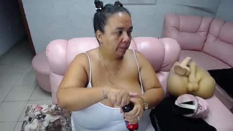 Penelope online show from 11-12-25, 11:54