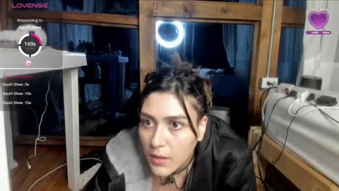 sarah online show from 01-02-25, 02:43