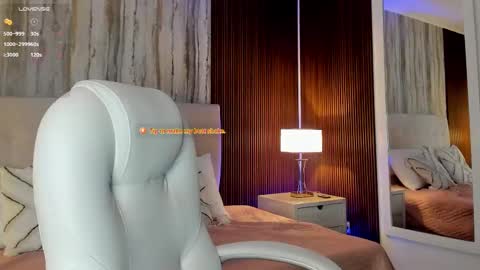 Emma Prada online show from 03-10-25, 11:42