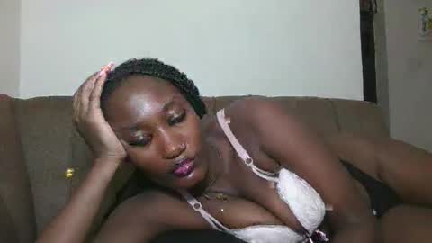 pretty gal online show from 10-21-25, 09:54