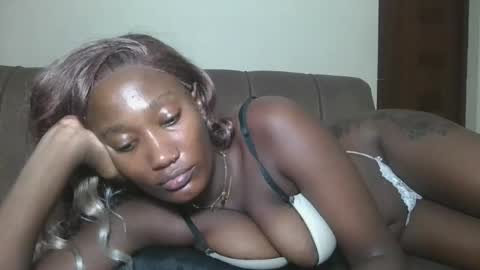Snapshot of missprettygal chatting on 04-26-26, 11:24 pretty gal online show from 04-26-26, 11:24