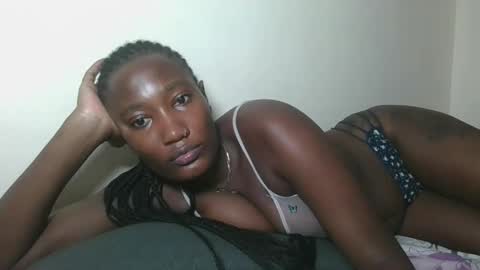 Snapshot of missprettygal chatting on 05-11-26, 05:21 pretty gal online show from 05-11-26, 05:21