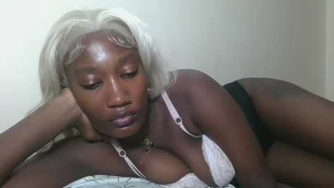 Snapshot of missprettygal chatting on 05-18-26, 04:46 pretty gal online show from 05-18-26, 04:46