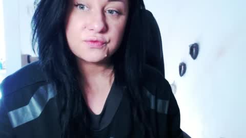 Missqueen1416 online show from 03-31-26, 09:10