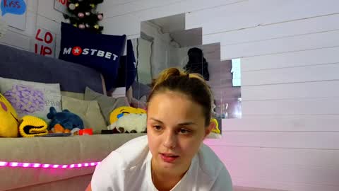 Snapshot of misss_viki chatting on 12-06-24, 06:06 . online show from 12-06-24, 06:06