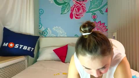 Snapshot of misss_viki chatting on 01-11-25, 01:32 . online show from 01-11-25, 01:32