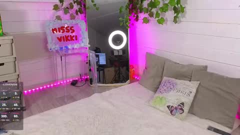 Snapshot of misss_viki chatting on 01-15-25, 11:21 . online show from 01-15-25, 11:21