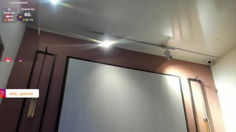 victoria  online show from 04-02-26, 08:06