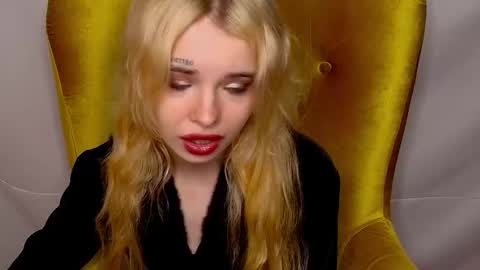 Misss Lola Angel online show from 10-21-25, 02:40