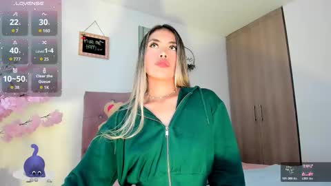 ... Independent model online show from 02-17-26, 01:57