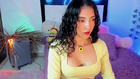 Snapshot of misstexass_ chatting on 12-10-24, 01:32  Natalie Texass indepedent model online show from 12-10-24, 01:32