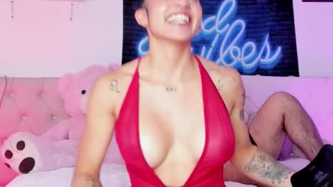 Snapshot of misstexass_ chatting on 10-17-25, 11:18  Natalie Texass indepedent model online show from 10-17-25, 11:18