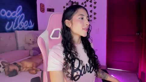 Snapshot of misstexass_ chatting on 12-14-25, 04:56 Natalie Texass indepedent model online show from 12-14-25, 04:56