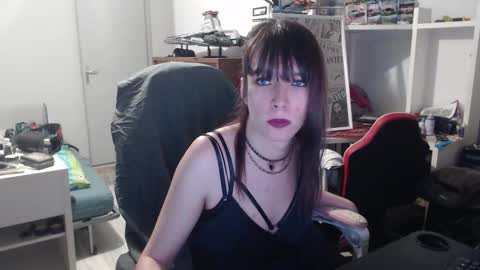 missthon online show from 02-04-26, 02:12