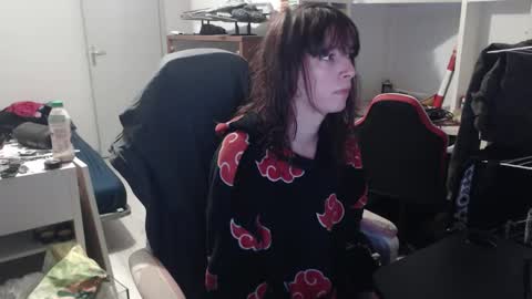 Snapshot of missthon chatting on 03-11-26, 11:38 missthon online show from 03-11-26, 11:38