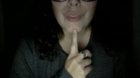 Snapshot of misstress_liz chatting on 11-13-25, 05:50 misstress_liz online show from 11-13-25, 05:50