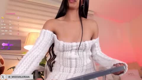 Valeria Davila online show from 02-22-25, 04:40