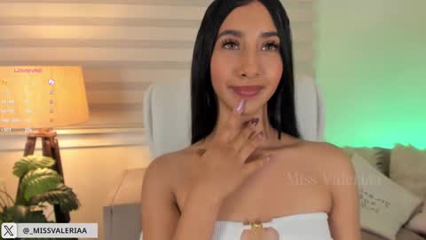 Valeria Davila online show from 02-28-25, 02:42