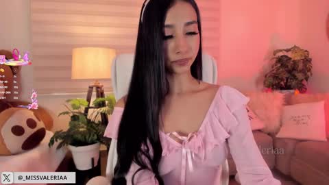 Valeria Davila online show from 03-06-25, 09:31