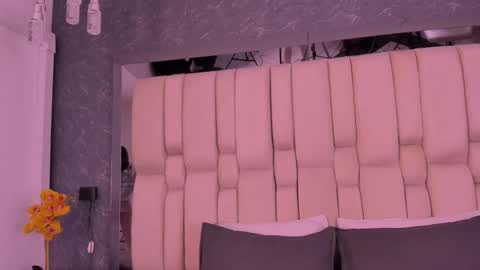 Valerie online show from 02-15-26, 07:54