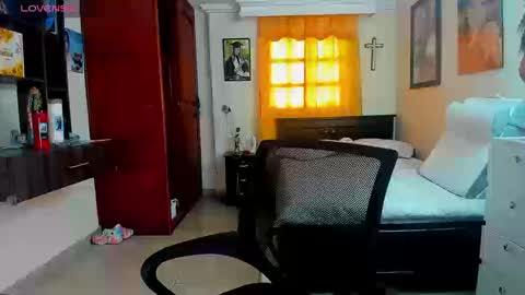 missvalery1 online show from 09-09-25, 08:52